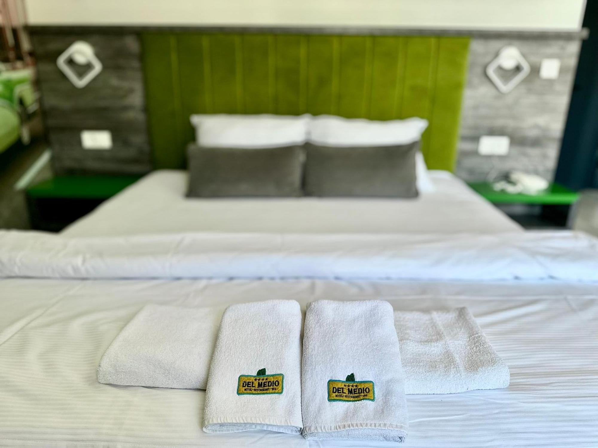 Hotel Del Medio سوتوموري المظهر الخارجي الصورة