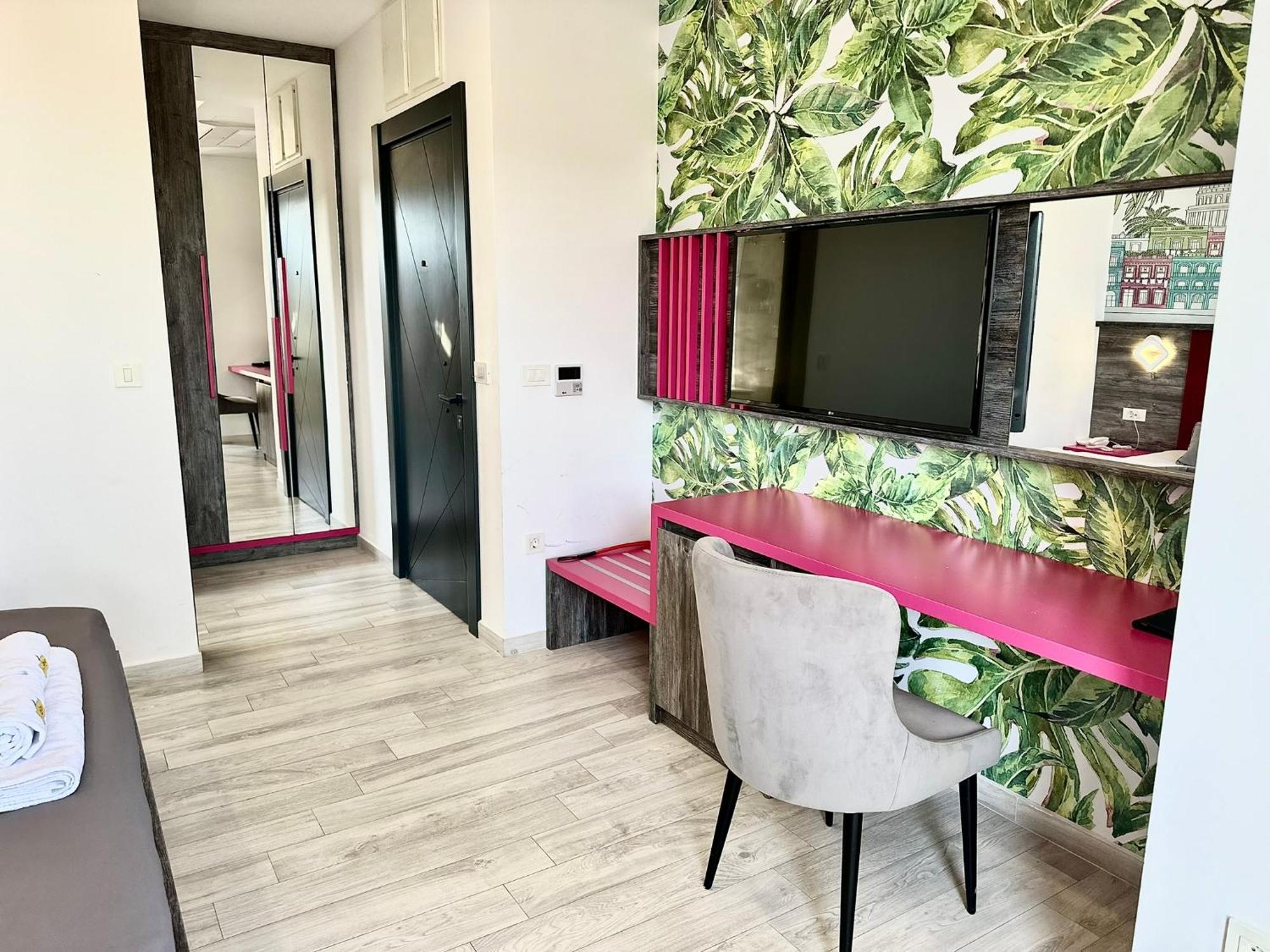 Hotel Del Medio سوتوموري المظهر الخارجي الصورة